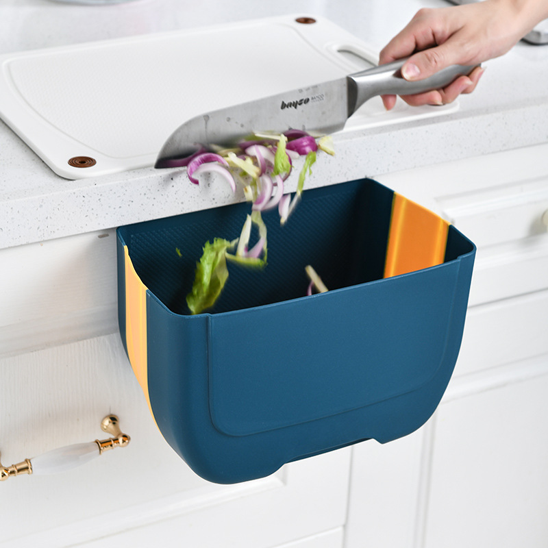 Foldable wall hanging trash can